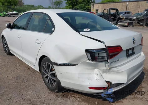 2017 Volkswagen Jetta 1.4T Se from USA, damaged, VIN 3VWDB7AJ5HM306919